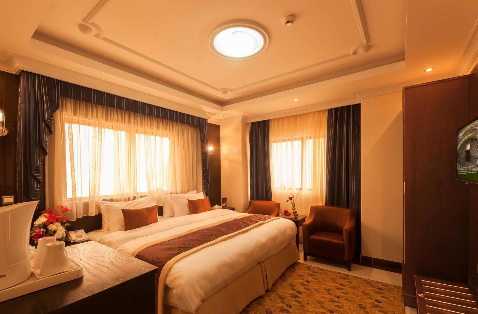 Platinum Abraj Al Ehsan Mecca Exterior foto